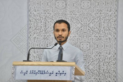 ޑރ މުއިއްޒުގެ ސަރުކާރެއްގައި ސިޔާސީ މަގާމުތައް 700 އަށް ވުރެ އިތުރެއް ނުވާނެ: ފިރުޒުލް