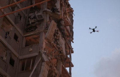 އީރާންގެ އާ ހަމަލާތަކުގައި އިޒްރޭލުގެ އަށް މީހަކު މަރާލައިފި، އެތައް މިލިއަން ބަޔަކު ބަންކަރުތަކަށް