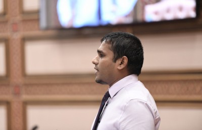 އެފްއެސްއެމް މައްސަލަ: ގޯސްތަކެއް ފޮރުވަން އުޅޭ ކަމަށް އިލްޔާސް ތުހުމަތު ކުރައްވައިފި