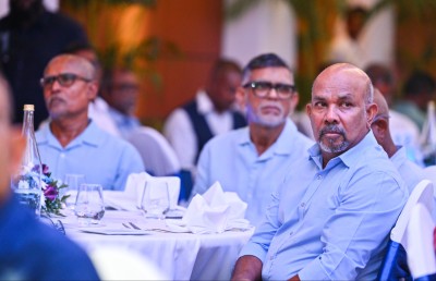 ސިލްވާ ސޭންޑްސްގެ 25 އަހަރުގެ ކާމިޔާބީގެ ދަތުރު، ޑައިވިން އާއި މޫދު ހަރަކާތްތަކުގައި އެންމެ އުހަށް!