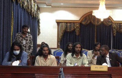 އަނަސްގެ މަރު: ދައުވާ ލިބޭ މީހުންގެ ބަންދާ ގުޅޭ މައްސަލައިގެ އަޑުއެހުން ކުރިއަށް ނުގެންދެވުނު