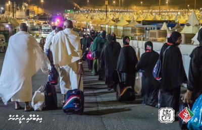 ހައްޖުވެރިން ބަލައި ގިނަ މީހުން ނުދިއުމަށާއި އެއްވުންތައް ނުބާއްވަން އެދެފި