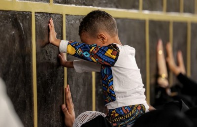 ދަރިންނަކީ ހެޔޮލަފާ، ކިޔަމަންތެރި ބަޔަކަށް ހަދަން އީދު ޚުތުބާގައި ގޮވާލައިފި