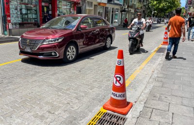 މަޖީދީމަގުގައި ޕާކުކުރާ އުޅަނދުތައް ޓޯކުރަނީ، ލިބޭނީ 48 ގަޑިއިރު ފަހުން