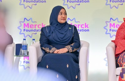 ދަރިމައިވުމުގެ ފަރުވާއާ ގުޅޭ ތަމްރީނު ސްކޮލާޝިޕްތަކެއް ދިވެހި ޑޮކްޓަރުންނަށް ދެނީ