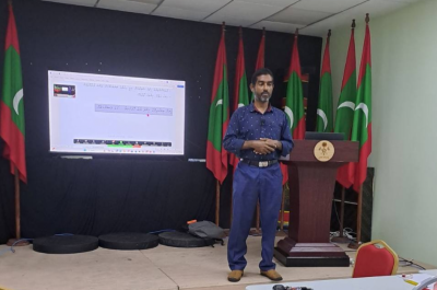 ދަރިވަރުން ޅެންވެރިކަމަށް ތަމްރީނު ކުރުމަށް އެކެޑަމީން ސެޝަންތަކެއް ފަށައިފި
