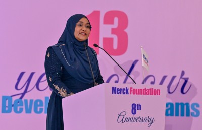 ދަރިމައިވުމުގެ ފަރުވާއާ ގުޅޭ ތަމްރީނު ސްކޮލާޝިޕްތަކެއް ދިވެހި ޑޮކްޓަރުންނަށް ދެނީ