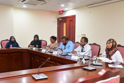 ގާނޫނާ ޚިލާފަށް ލިޔެކިޔުން ނައްތާނަމަ ފިޔަވަޅު އަޅާނަން: ޕީސީބީ