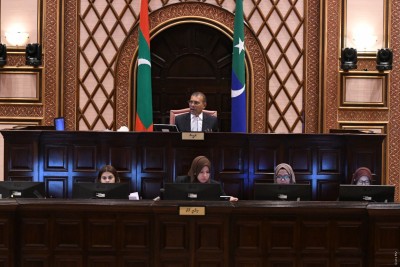 މާދަމާއަށް ބަޖެޓު އެޖެންޑާކޮށް، ނަޝީދުގެ އިތުބާރުގެ ގަރާރު ބުދަ ދުވަހަށް ފަސްކޮށްފި