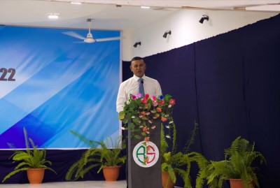 ކާމިޔާބު ކުއްޖަކަށްވުމަށް ޅަ އުމުރުގައި މަސައްކަތް ދަސްކުރުން މުހިންމު: ސިޔާމް