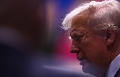 ޣައްޒާއާ ގުޅޭ އުފާވެރި ހަބަރެއް ވަރަށް އަވަހަށް ލިބިދާނެ: ޓްރަމްޕު