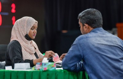 މުދަލު ޒަކާތުގެ ގޮތުގައި ކޮންމެ ފަގީރަކަށް 5،000 ރުފިޔާ ދީފި