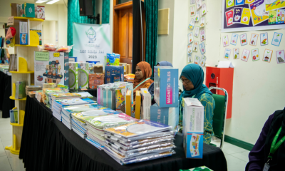 އާ ފޮތްތަކާއެކު އައިޔޫއެމްގެ ބުކް ފެއާ ފަށައިފި