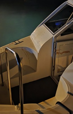 ޑިންގީއަކާއި ލޯންޗެއް ޖެހި ނުރައްކާތެރި އެކްސިޑެންޓެއް ހިނގައިފި