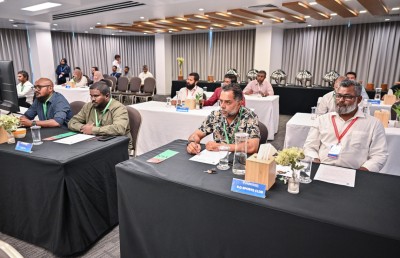 މިފަހަރު އެފްއޭއެމްގެ ކޮންގްރެސް "ބޮއިކޮޓް" ކުރީ އީގަލްސް އާއި ޔޫވީން އެކަނި