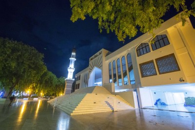 ހުވާ ކުރާ ދުވަހު، އިސްލާމީ މަރުކަޒުގެ ދެކުނު ފަޅި ބޭނުންކުރަން އެދެފި