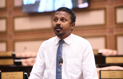 އެމްޑީޕީން ހުށަހެޅި ގަރާރު ގަވާއިދުގެ ތެރެއިން ކުރިއަށްގެންދެވޭނެ: އުޝާމް