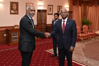 އާ ސަރުކާރު ކާމިޔާބުވާން އެދެން: ރައީސް