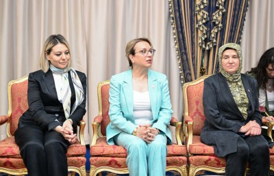 ތުރުކީގެ ވަފުދު ރައީސްގެ އަރިހަށް؛ އެކި ދާއިރާތަކުން އެއްބާރުންދޭ މަޝްވަރާ ކުރެއްވި!