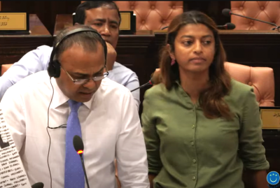 އީވާގެ ނަން އިއްވާ، މަޖިލިސް މެދުކަނޑާލައިފި