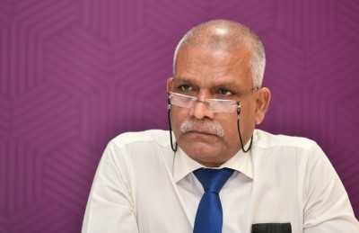 އީސީގެ މެމްބަރުކަމުން އާސިފް ވަކިކުރި މައްސަލަ ކޯޓަށް ނުބެލޭނެ ކަމަށް ނިންމައިފި