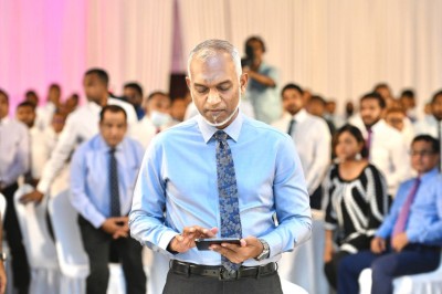 ފުރަތަމަ 100 ދުވަސް: ބަންކަރިންގެ ޚިދުމަތާއެކު ގާދޫގައި ހަދާ ބަނދަރުގެ މަސައްކަތް ފަށާނެ