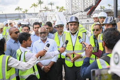 ވީއައިއޭގެ މަސައްކަތަށް ފަންޑު ހޯދީ އަޅުގަނޑު: ޑރ. މުއިއްޒު