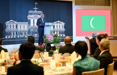 ސިންގަޕޫރަކީ ނަމޫނާއެއްގެ ގޮތުގައި ރާއްޖެއިން ބަލާ ގައުމެއް، ގުޅިގެން ކުރިއަށް ދާން ތައްޔާރު: ރައީސް