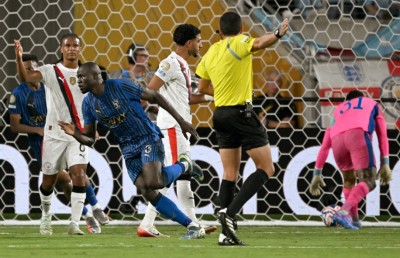 އަލް ހިލާލުން ޗެމްޕިއަން ސިޓީ ބަލިކޮށް އޭޝިއާ ފަހުރުވެރިކޮށްދީފި