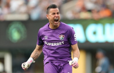 އުމުރުން 44 އަހަރުގެ ކީޕަރު ކްލަބް ވޯލްޑް ކަޕްގައި