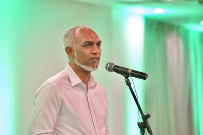 މީޑިއާތަކަށް ޚާއްސަ ވިލެޖެއް ތަރައްގީކޮށް، ހިލޭކިޔެވޭ ސްކޮލަޝިޕް ދޫކުރާނަން: ޑރ. މުއިއްޒު