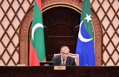 އަފީފްގެ ރިޔާސަތުގައި، ނަޝީދު ވަކިކުރުމުގެ މަސައްކަތް ފަށައިފި