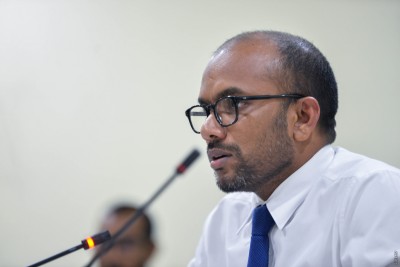 ސިއްހަތު ތަން ނުދޭތީ، މާދަމާ ބަޖެޓު ހުށަހަޅަން ނުދެވޭނެކަމަށް އަމީރު އަންގައިފި