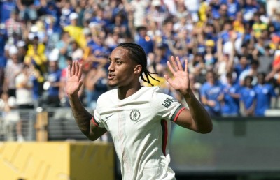 ބްރެޒިލް ފޯވާޑް ޗެލްސީ ފައިނަލަށް ގެންގޮސްދީފި