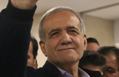 އިޒްރޭލުން އީރާންގެ ރައީސް އަވަހާރަކޮށްލަން އުޅުނު