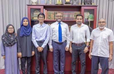 ފޮއްދޫގެ ފުރަތަމަ ހާފިޒަކަށް އިޔާން