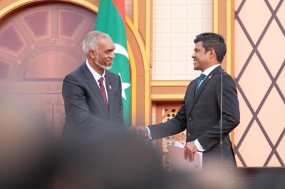 ނައިބު ރައީސް، ރައީސްގެ ދިފާއުގައި: ރައީސް އިސްކުރައްވަނީ ރައްޔިތުންގެ މަސްލަހަތު