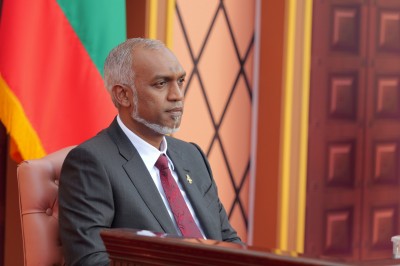 ހުވާ ކުރެއްވުމުގެ ރަސްމިއްޔާތަށް ވަޑައިގެން ގައުމުތަކުގެ ވަފުދުތަކަށް ރައީސްގެ ޝުކުރު