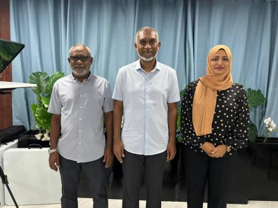 މަޖިލިސް އިންތިޚާބާ ގުޅޭ ގޮތުން މަޝްވަރާ ކުރުމަށް، ޖޭޕީން ރައީސް މުއިއްޒު އަރިހަށް