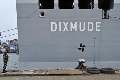 ޣައްޒާއަށް ސިއްހީ އެހީތެރިކަން ފޯރުކޮށްދިނުމަށް ފްރާންސުން ހަނގުރާމަ މަތީ މަނަވަރު ފޮނުވަނީ