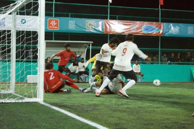 ފެލްކަން ޔުނައިޓެޑުން ޗެމްޕިއަންކަން ނެގުމުގެ ފުރުސަތު ފަހިކޮށްފި