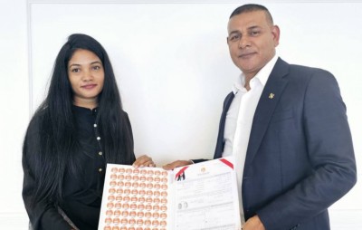 ޝިޔާނާ އެމްޑީއޭއަށް ސޮއިކޮށްފި