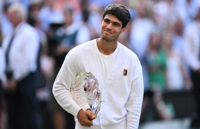 އަލްކަރާޒް ބަލިކޮށް ސިނާ ފުރަތަމަ ފަހަރަށް ވިމްބެލްޑަން ކާމިޔާބު ކޮށްފި