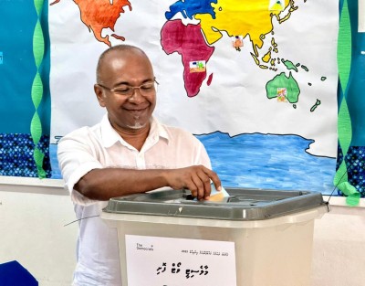 ދަ ޑިމޮކްރެޓްސްއިން ވަގުތީ ނަތީޖާ ހާމަނުކުރަނީސް، ހަސަން ކާމިޔާބީ އިއުލާންކުރައްވައިފި