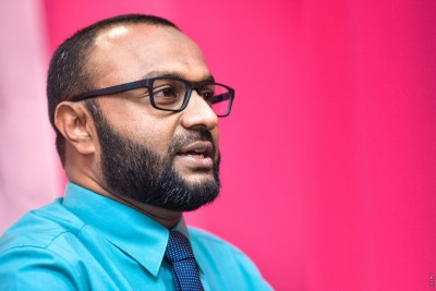 މާލޭގެ އެއް މިސްކިތުގައި އިނގިރޭސިން ޚުތުބާ ކިޔަން ޚިޔާލު ހޯދަނީ
