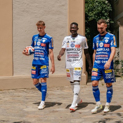 އޮސްޓްރިއާ ކްލަބެއްގެ ޖޯޒީގައި 23 ސްޕޮންސަރުން، ރެކޯޑެއް!