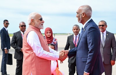 އިންޑިއާގެ ބޮޑުވަޒީރު މޯދީ ރާއްޖެ ވަޑައިގެންފި