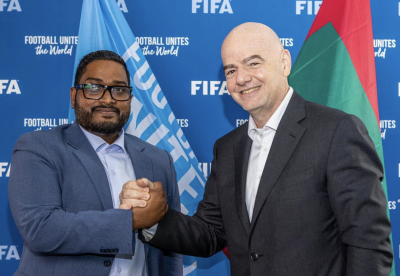 މުވައްޒަފުންގެ މުސާރަ ދޭން ފީފާއިން އެފްއޭއެމަށް އެއް ލައްކަ ޑޮލަރު ދީފި