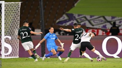 ކްލަބް ވޯލްޑް ކަޕްގެ ސެމީފައިނަލުން އުރާވާ ރެޑް އާއި އަލް އަހްލީ ޖާގަހޯދައިފި