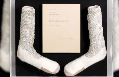 މައިކަލް ޖެކްސަންގެ ދާ އިސްޓާކީނެއް 8،800 ޑޮލަރަށް ވިކިއްޖެ